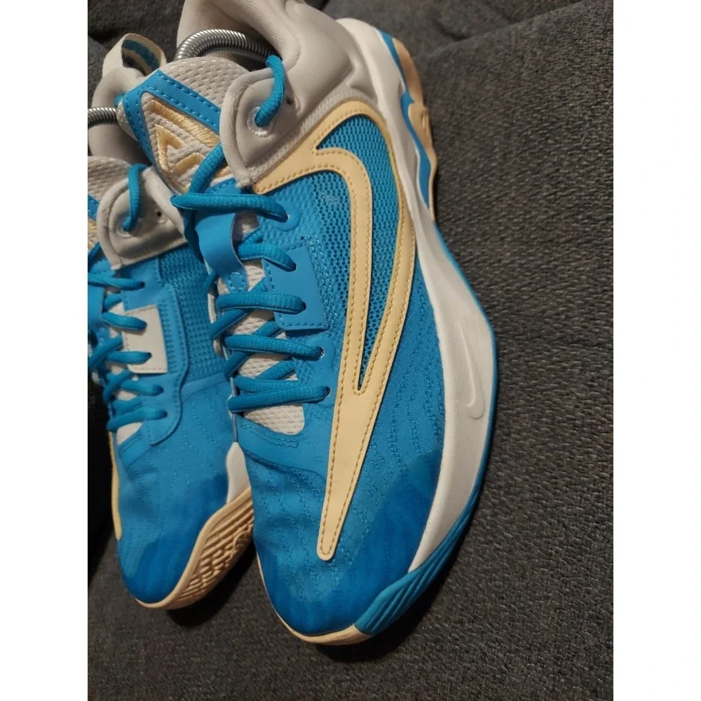 NIKE GIANNIS IMMORTALITY 3 LOW Sz 9 Tennis Shoes Sneakers Athletic Aqua Blue Men